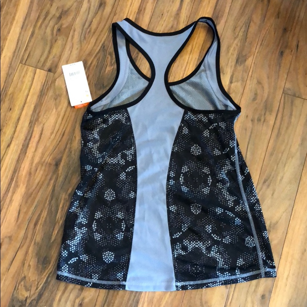 Champion workout top - Picture 5 of 5